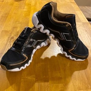 Reebok Zaglite NHL Anaheim Ducks cross trainers men’s size 8